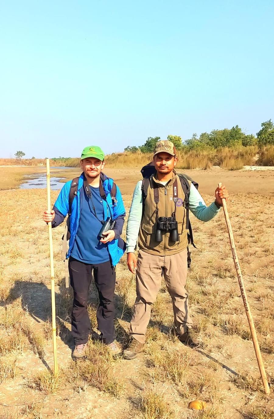 ホテル Family House - Bardia National Park バルディヤ エクステリア 写真